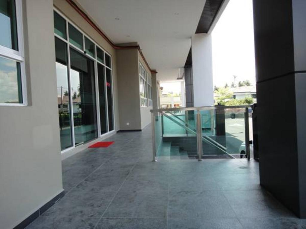 Galaxy Hotel Simpang Ampat  Extérieur photo