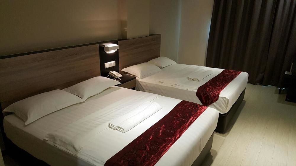 Galaxy Hotel Simpang Ampat  Extérieur photo