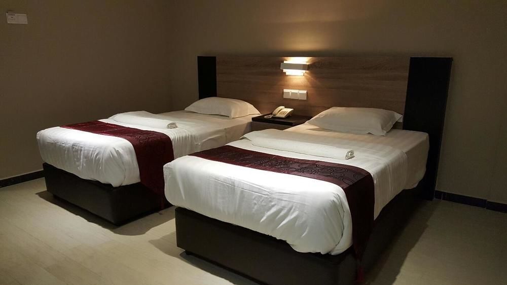 Galaxy Hotel Simpang Ampat  Extérieur photo